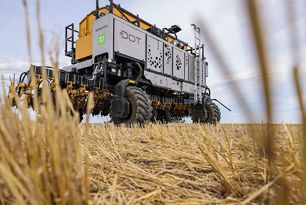 Loyalist College, Olds College Sign Agriculture Applied Research and Programming MOU