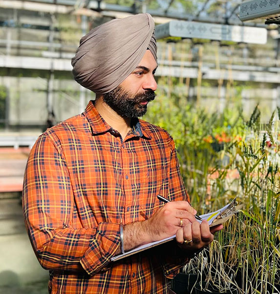 Arshdeep Singh Gill headshot